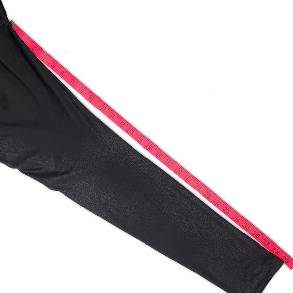 High-rise Python Print Black Leggings in Large - Picture 12 of 12